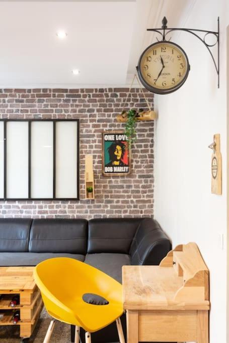Charming One-of-a-kind Apartment. Appartement *
